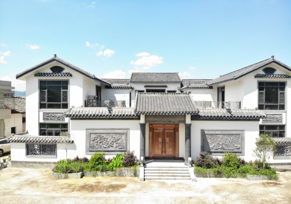 最美自建房不过中式小合院,这款带庭院新中式别墅独一无二的存在