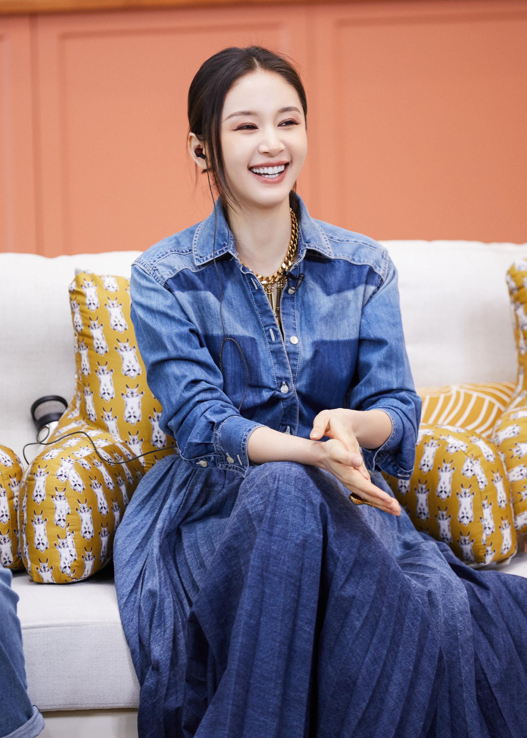 王子文迎35岁生日刘涛蒋欣黄小蕾纷纷为其送祝福