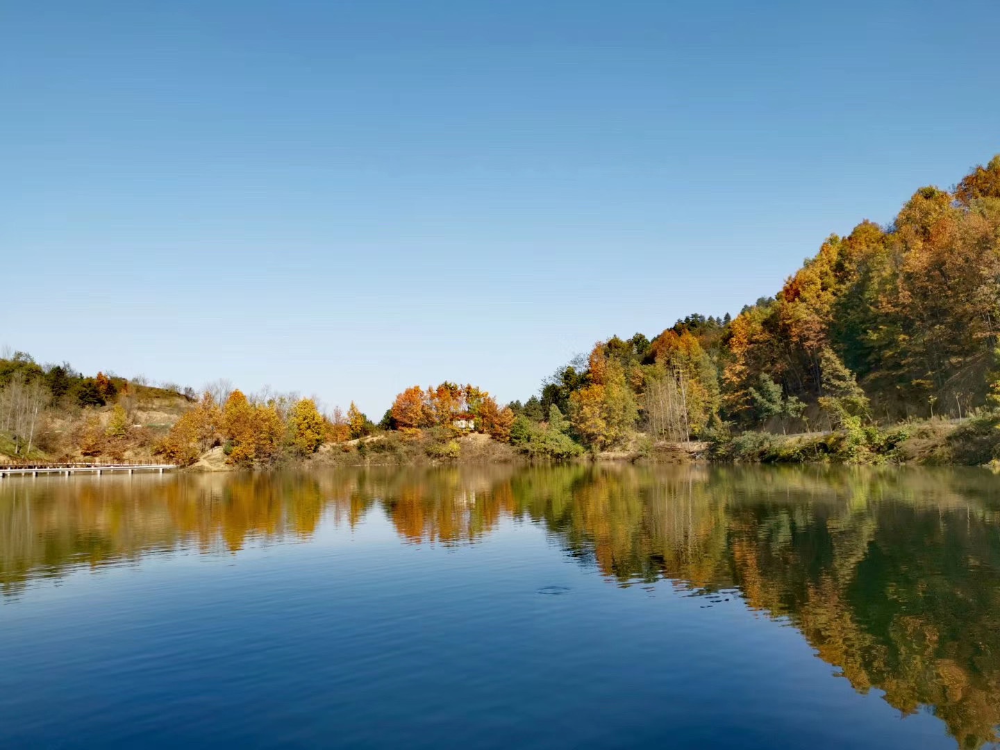 陕西省 商洛市 洛南县 抚龙湖
