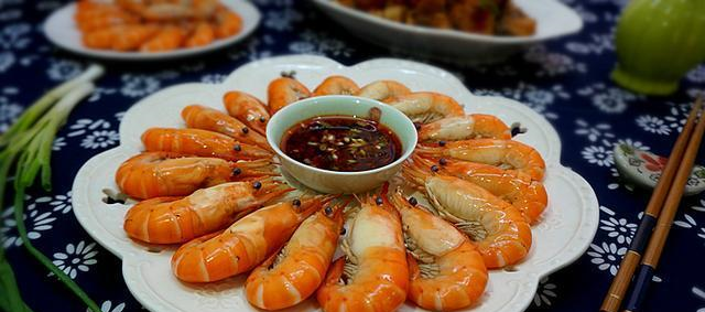 吃虾时，虾线要不要去掉？大厨说出了答案，不要再搞错了休闲区蓝鸢梦想 - Www.slyday.coM