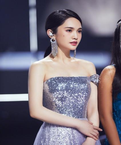 《乘风破浪的姐姐2》迎来总决赛,引发了网友期待休闲区蓝鸢梦想 - Www.slyday.coM 《乘风破浪的姐姐2》迎来总决赛,引发了网友期待休闲区蓝鸢梦想 - Www.slyday.coM