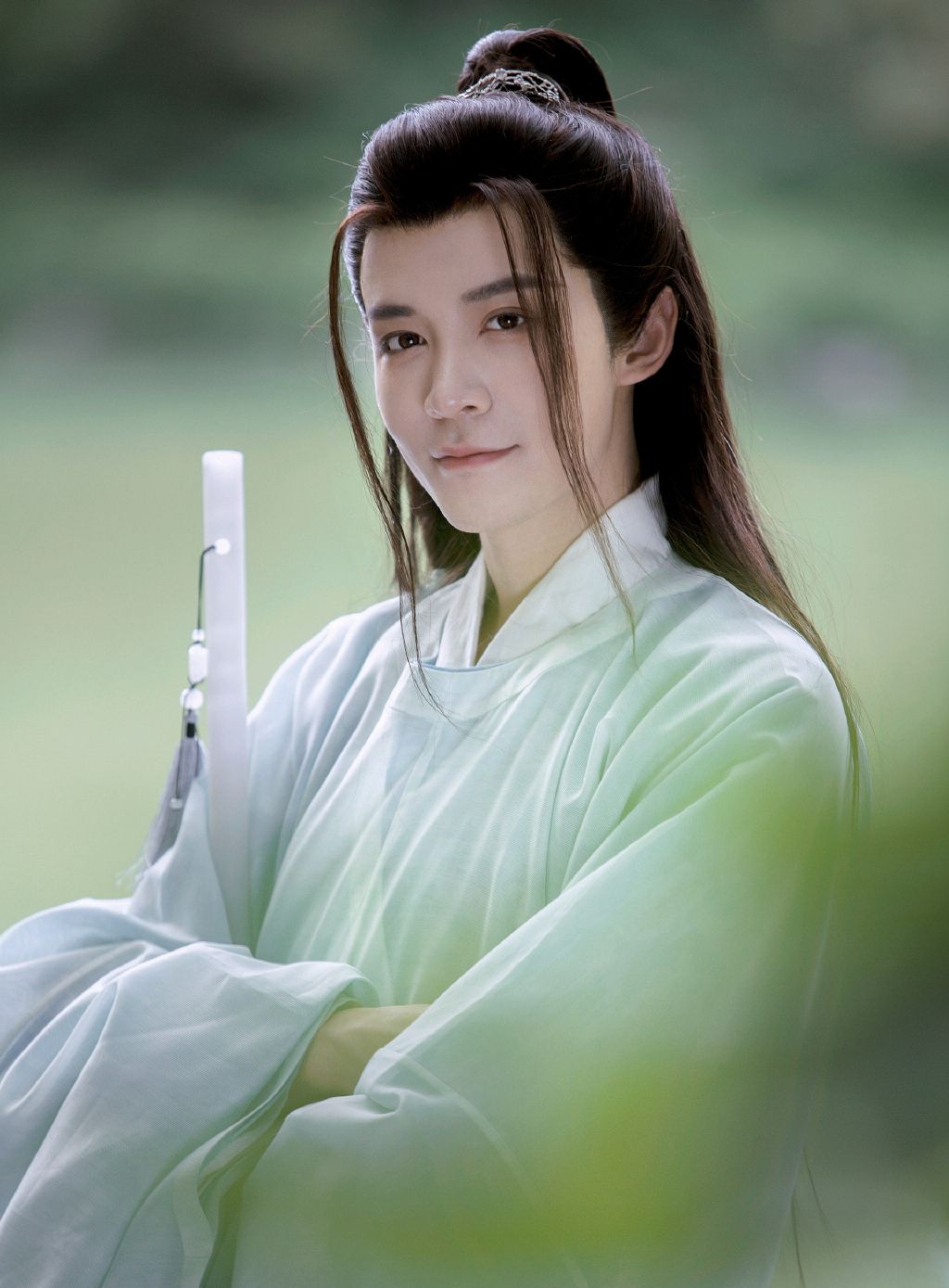 马雪阳翩翩公子古装写真图片