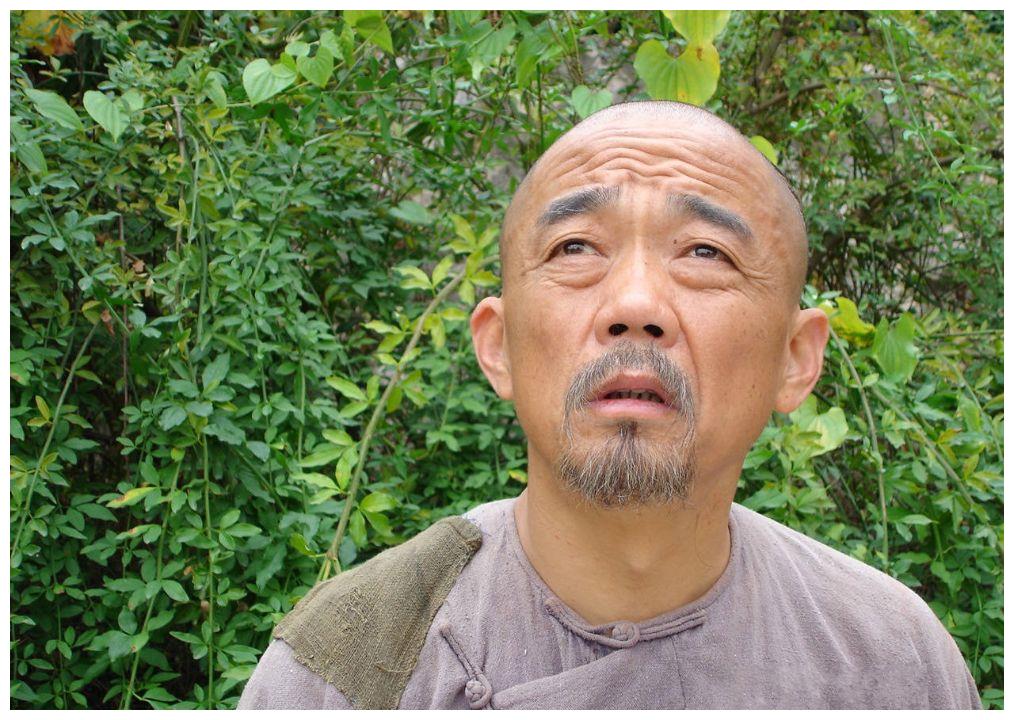升级版苏大强诞生,尚铁龙合作郭京飞演作爹,这位老戏骨很不简单