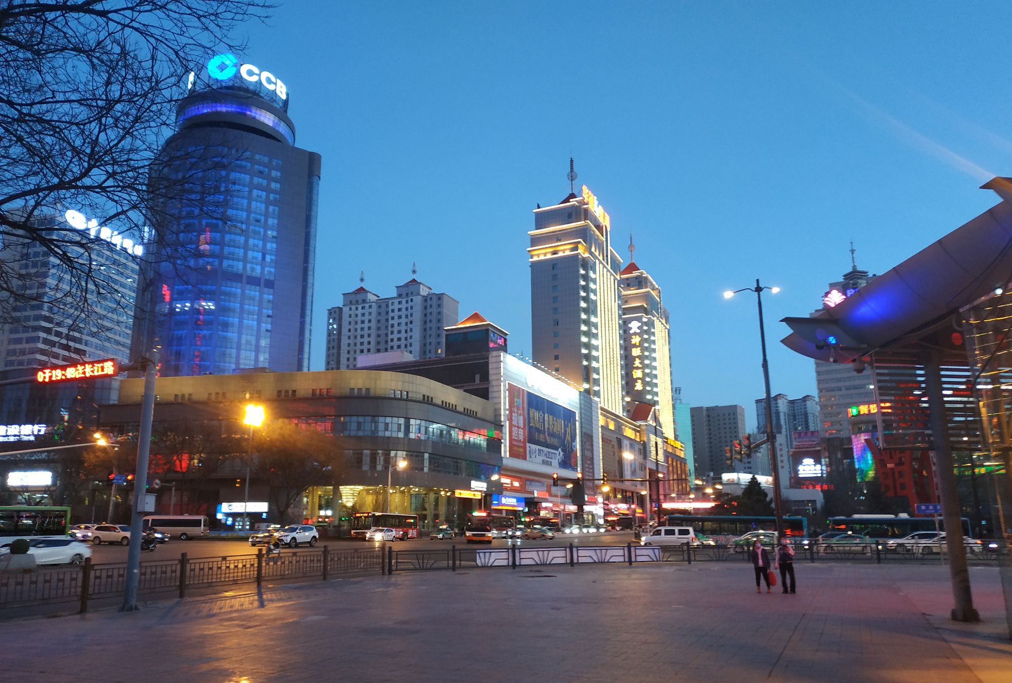 2020年四月的西宁商业街比较清淡