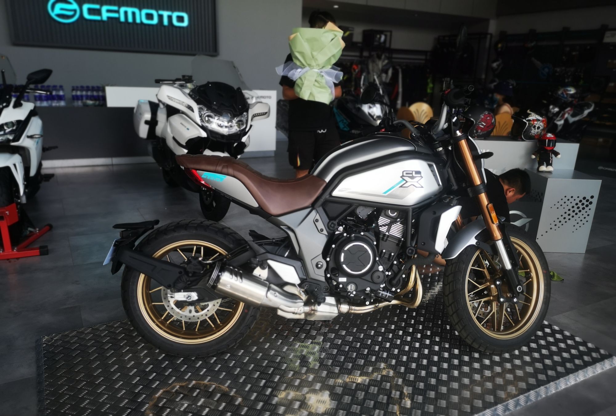 春风现代复古700clx颜值不俗功能丰富国产良心之作