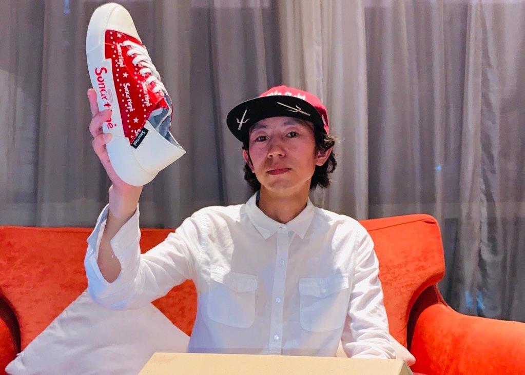 歌手庞麦郎被送精神病院治疗经纪人道出苦衷