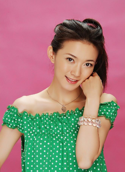 内地女演员刘敏生活照