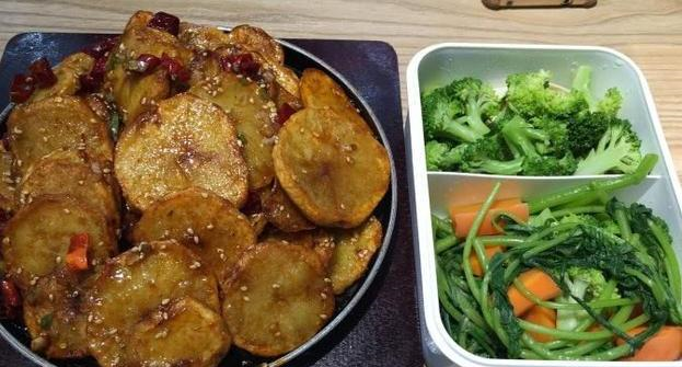 媳妇做的减肥餐,家人都哭笑不得,只想说:是不是对减肥有误解?休闲区蓝鸢梦想 - Www.slyday.coM 媳妇做的减肥餐,家人都哭笑不得,只想说:是不是对减肥有误解?休闲区蓝鸢梦想 - Www.slyday.coM