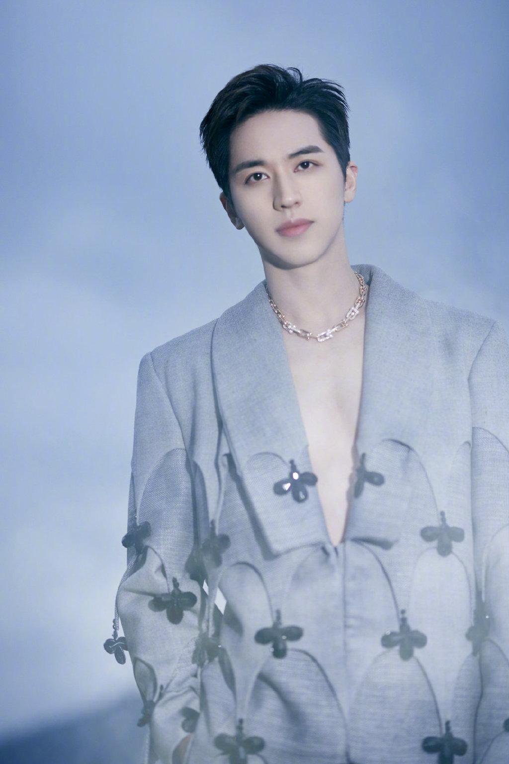 许魏洲举手投足皆星光熠熠我心沦陷