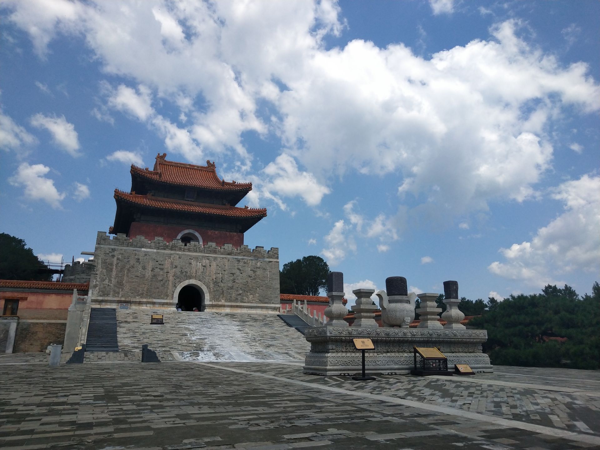 河北省 保定市 清西陵 葬有清朝雍正,嘉庆,道光,光绪四位皇帝