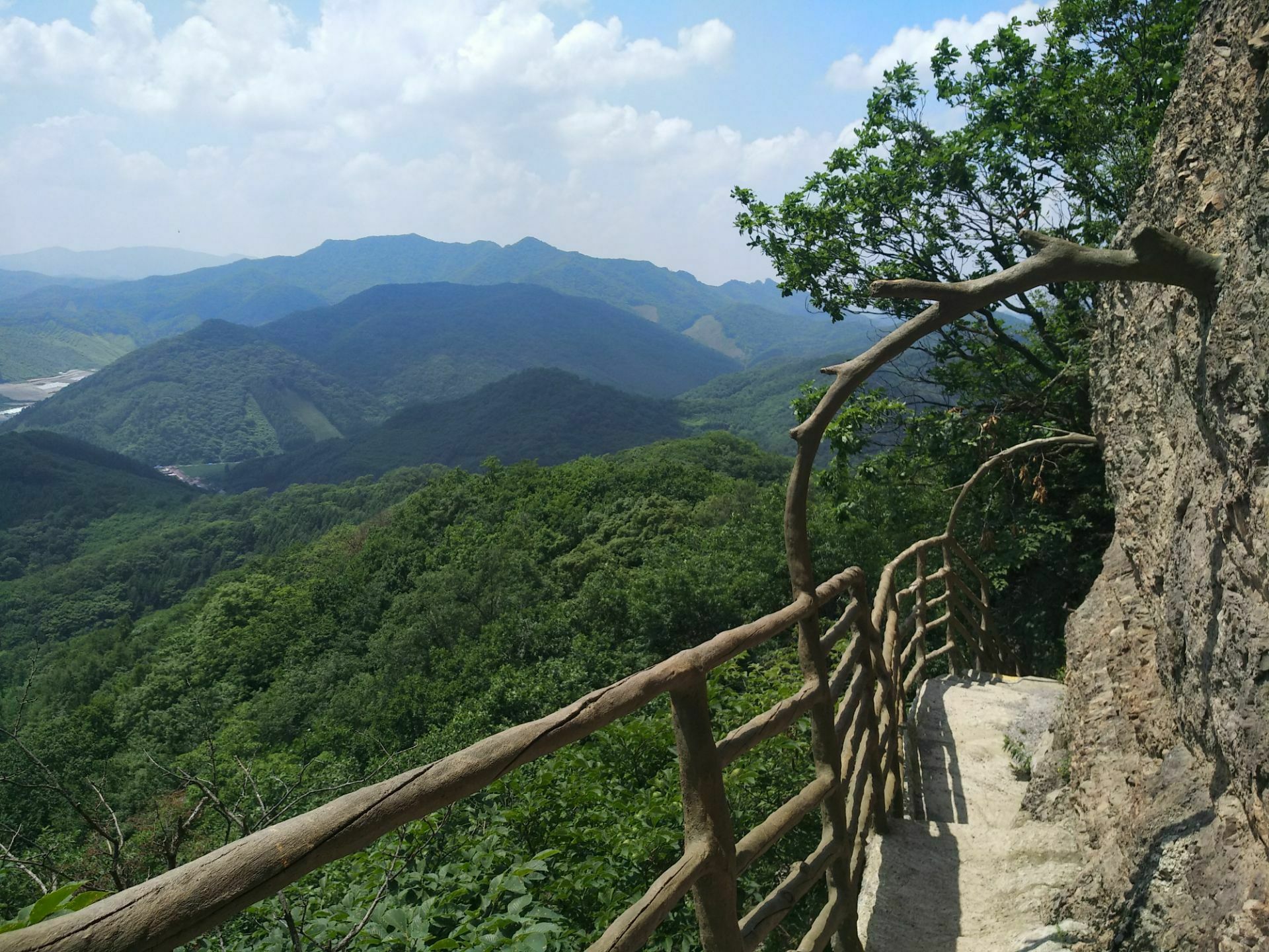 辽宁省 抚顺市 天女山森林公园