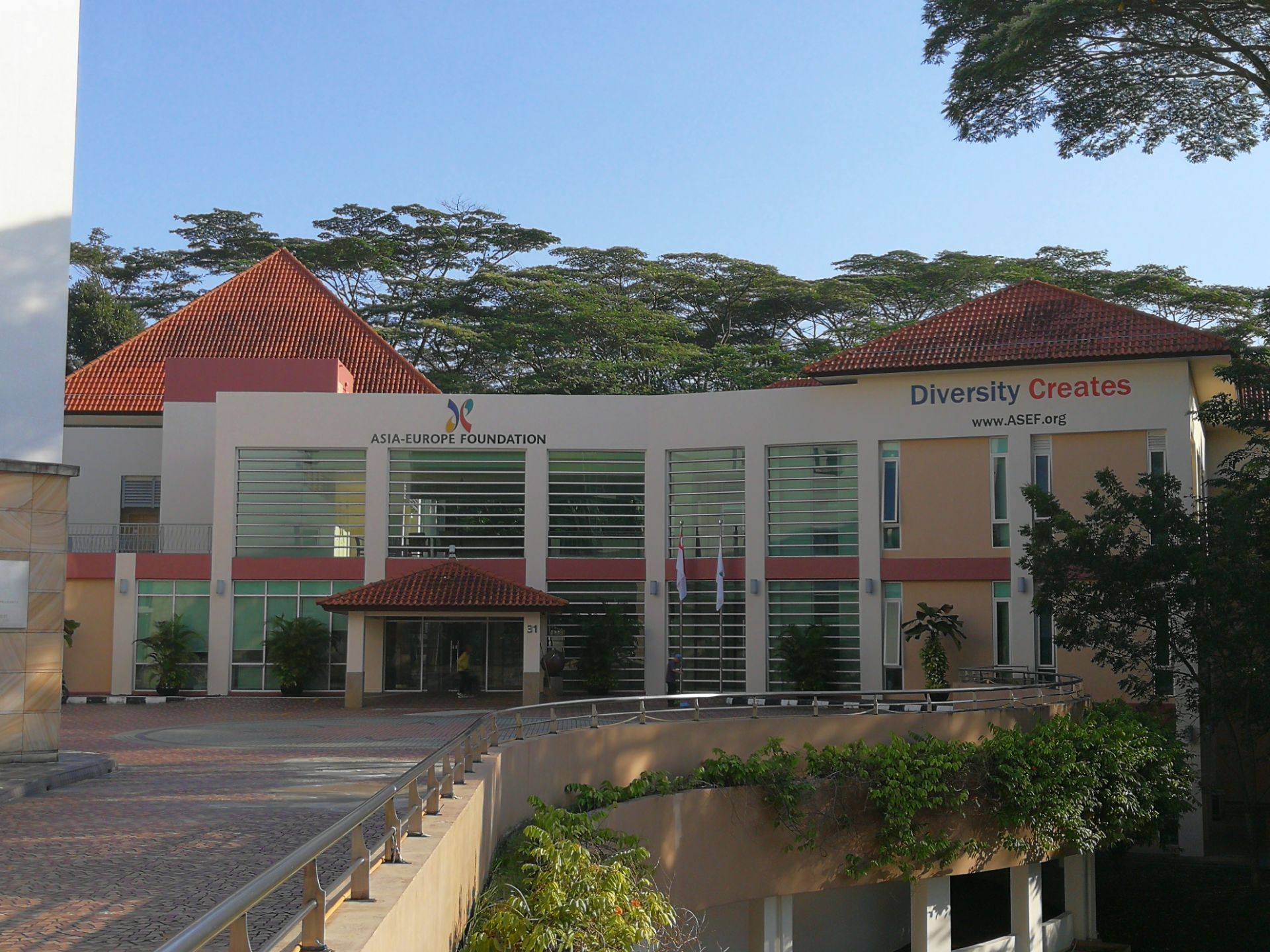 游览 东南亚 新加坡 新加坡国立大学|东南亚|新加坡|校园_新浪新闻