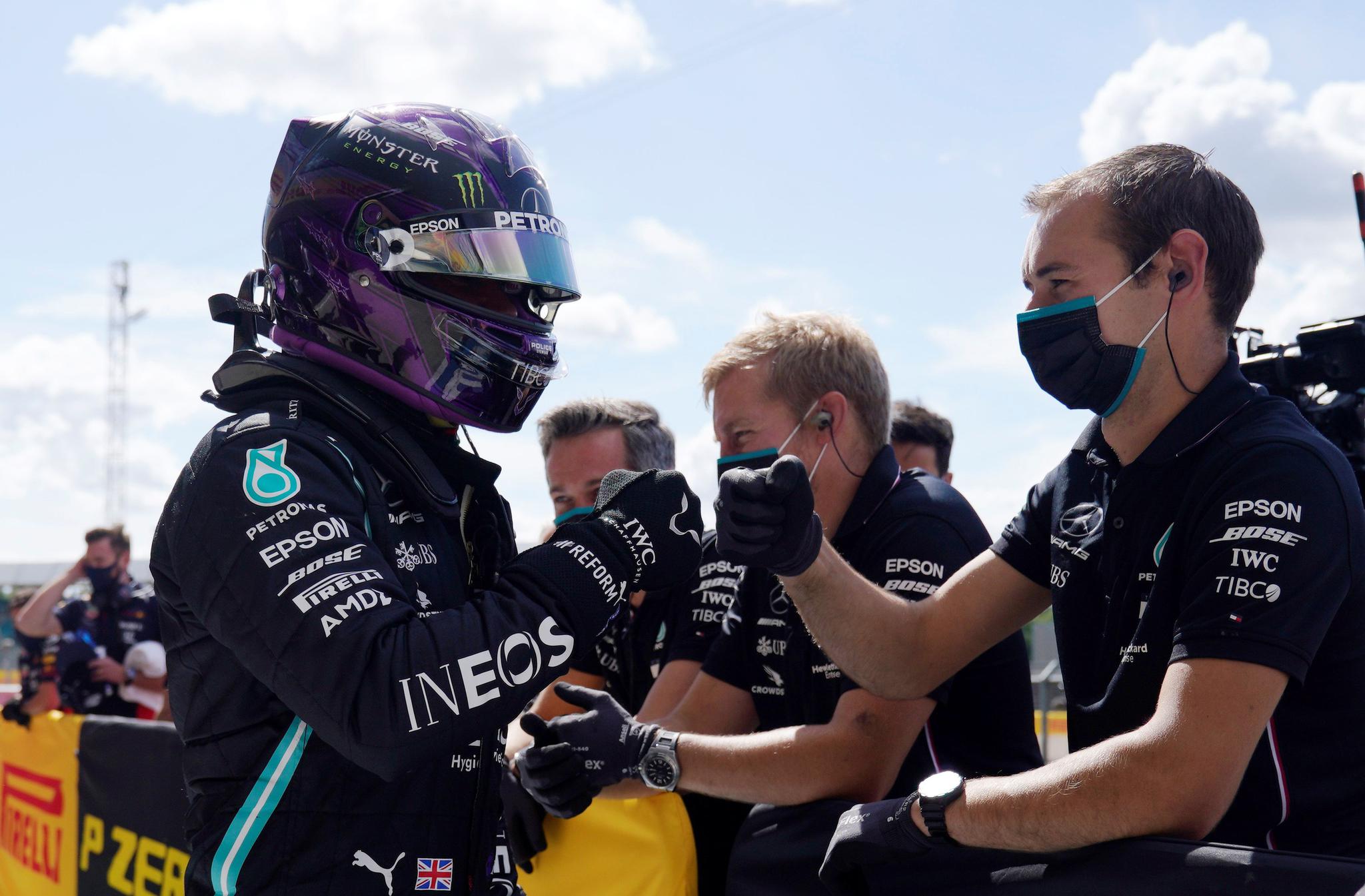 赛车——f1英国大奖赛:汉密尔顿夺得杆位