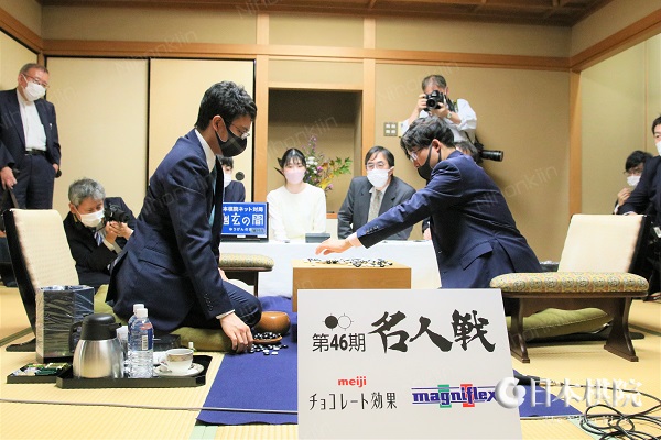 卫冕名人 大三冠依然属于井山一个人 <a href=