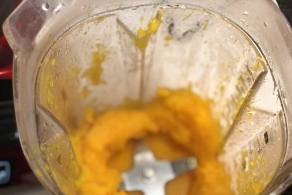 南瓜发糕自己在家就能做,好吃又营养,松软有弹性,不粘牙不塌陷休闲区蓝鸢梦想 - Www.slyday.coM 南瓜发糕自己在家就能做,好吃又营养,松软有弹性,不粘牙不塌陷休闲区蓝鸢梦想 - Www.slyday.coM