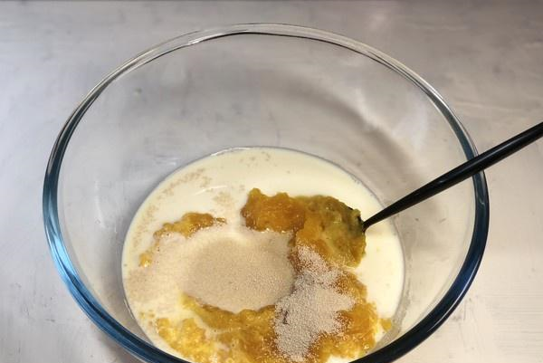 南瓜发糕自己在家就能做,好吃又营养,松软有弹性,不粘牙不塌陷休闲区蓝鸢梦想 - Www.slyday.coM 南瓜发糕自己在家就能做,好吃又营养,松软有弹性,不粘牙不塌陷休闲区蓝鸢梦想 - Www.slyday.coM