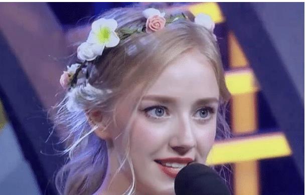 还记得"丹麦天使"西塞尔吗?曾经追成狗,如今看到扭头就想走!