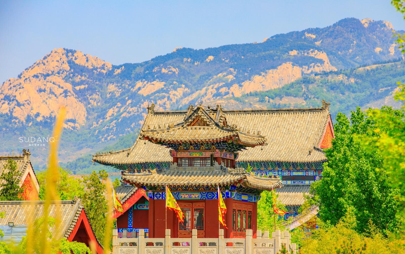 山东这座山被誉为"岱宗之亚",藏有千年道观,据说十分灵验