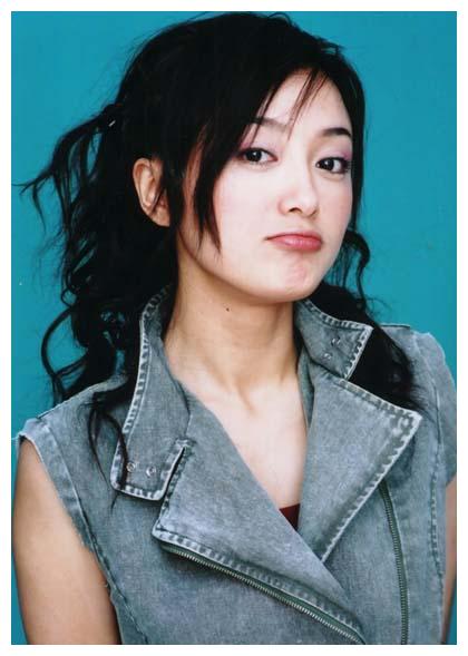 她是武林外传里的金湘玉已经40岁了依旧未嫁孤身一人