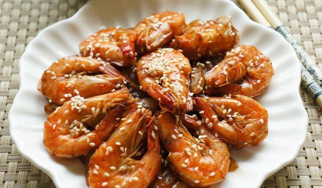 吃虾时，虾线要不要去掉？大厨说出了答案，不要再搞错了休闲区蓝鸢梦想 - Www.slyday.coM