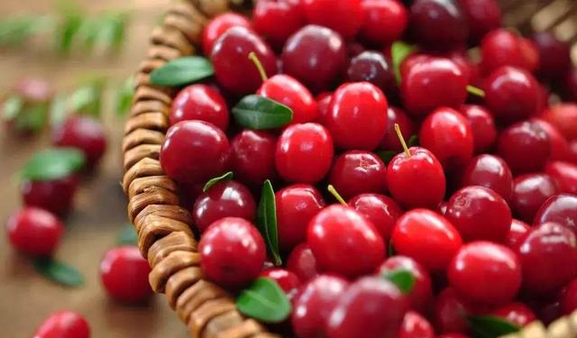 这果子曾从美国进口，价格昂贵，现如今在我国堆积如山，还卖不掉休闲区蓝鸢梦想 - Www.slyday.coM