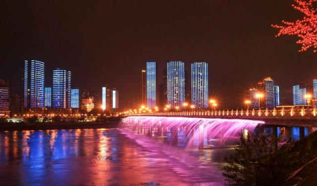 四川各个城市gdp比较_四川同城化发展的两座城市,人口563万,4年后GDP突破4200亿(2)