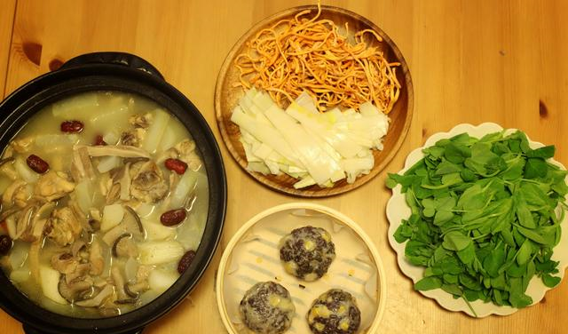 两个人的晚餐,晒圈朋友:这小资情调的晚餐,娃在外面上课吧休闲区蓝鸢梦想 - Www.slyday.coM 两个人的晚餐,晒圈朋友:这小资情调的晚餐,娃在外面上课吧休闲区蓝鸢梦想 - Www.slyday.coM