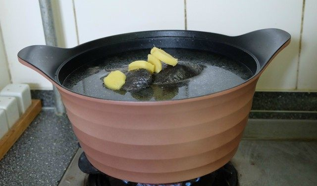 老公带孩子去爬山露营我在家炖了一锅汤等他们到家全喝完