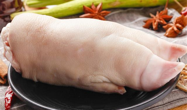 在家烹饪猪蹄,用前蹄还是后蹄?别贪便宜,买错了全是骨头__财经头条