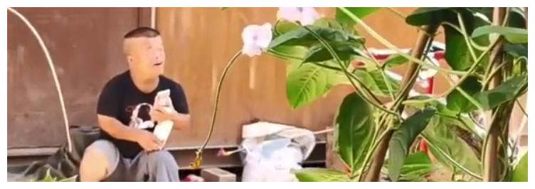 大衣哥230斤女儿被侏儒男表白,对方捡垃圾维生,愿做上门女婿休闲区蓝鸢梦想 - Www.slyday.coM 大衣哥230斤女儿被侏儒男表白,对方捡垃圾维生,愿做上门女婿休闲区蓝鸢梦想 - Www.slyday.coM