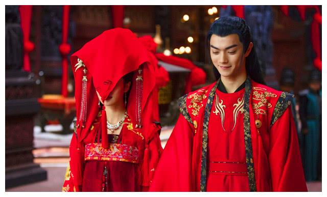 明星婚纱照大比拼,1对比1对惊艳,最后1对让全网沸腾|许凯|婚纱照|沸腾