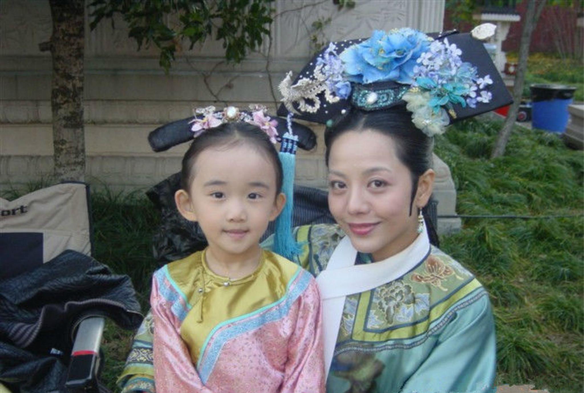 《》中的小公主们长大了,胧月公主变化大,温宜公主好漂亮