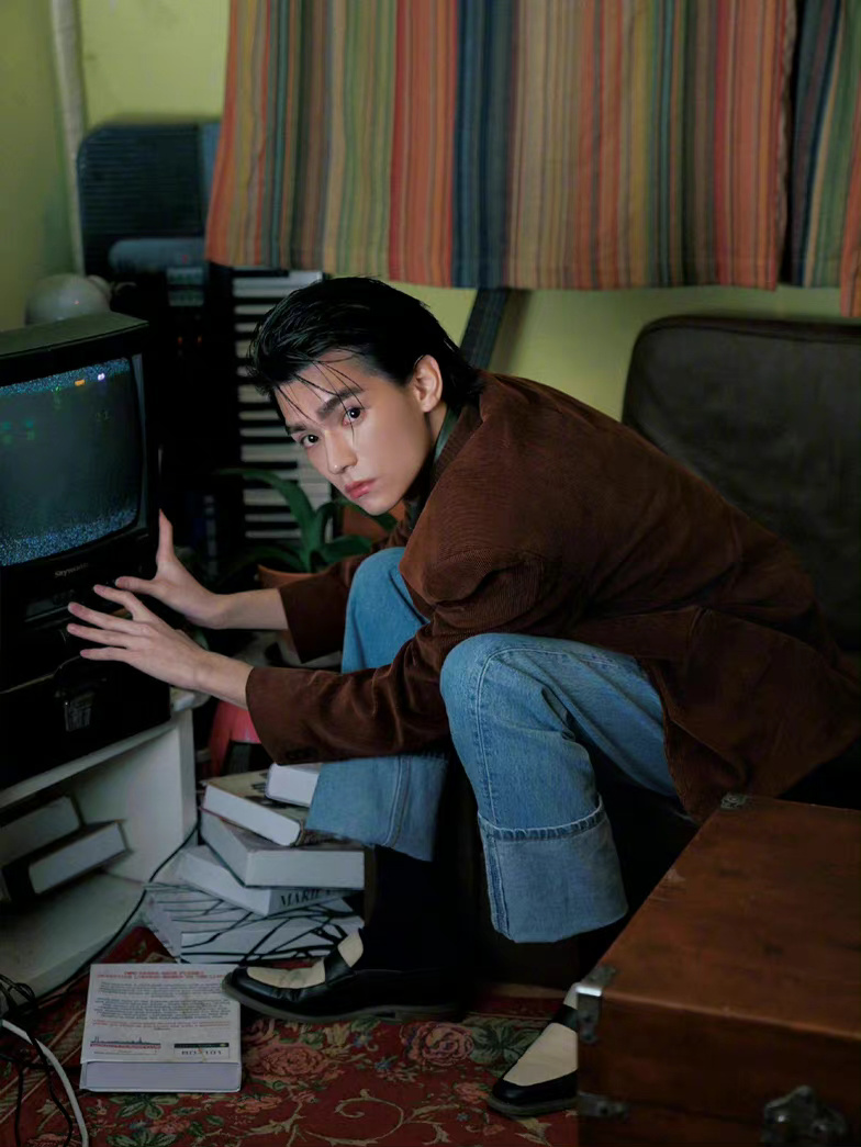 张家硕港风复古大片完美颜值气质优越电影大片氛围感