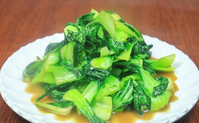 厨师长教你做蚝油青菜,鲜香浓郁,青翠欲滴,厨房小白轻松上手