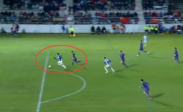 有必要这样?武磊失单刀后,谁注意主帅的举动:武磊默默忍着吧休闲区蓝鸢梦想 - Www.slyday.coM 有必要这样?武磊失单刀后,谁注意主帅的举动:武磊默默忍着吧休闲区蓝鸢梦想 - Www.slyday.coM