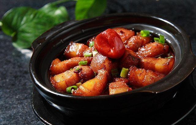 砂锅炖红烧肉——那些我与肉肉的日常