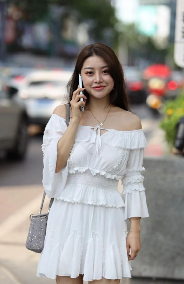 杭州美女才是"真时髦",看她们的春季街拍,每一套都好优雅高级