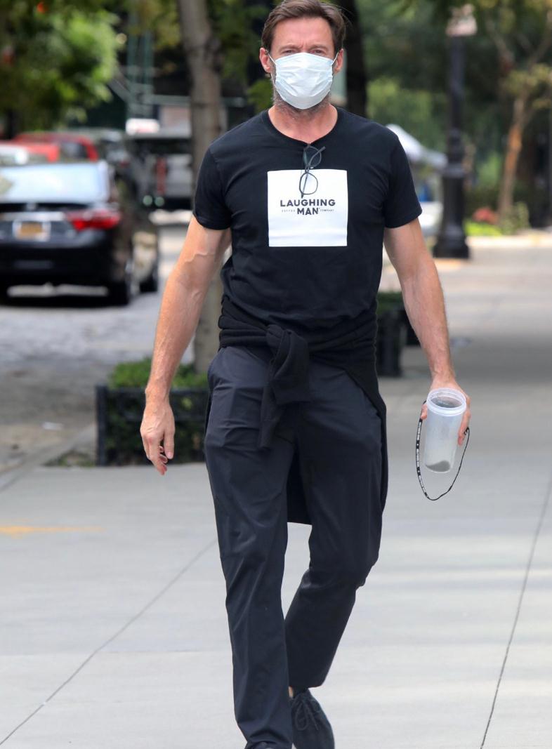 休·杰克曼纽约外出最新街拍