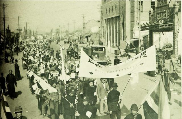 日本领事馆投毒案：为给日本人下毒，他忍了5年，获国家表扬休闲区蓝鸢梦想 - Www.slyday.coM