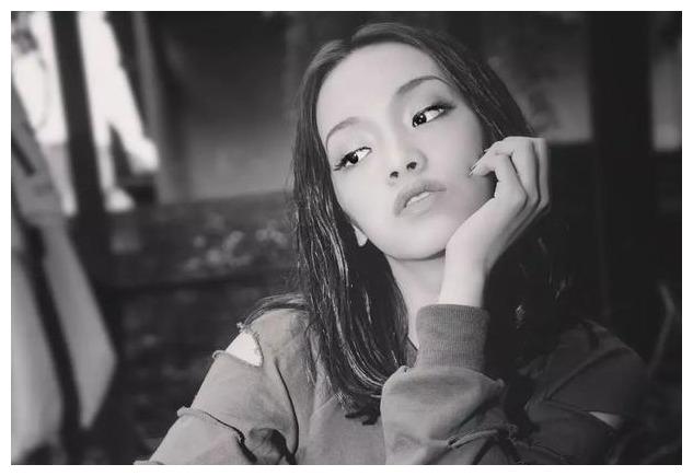 华语乐坛需要更多的刘柏辛lexie,这一代的有个性有