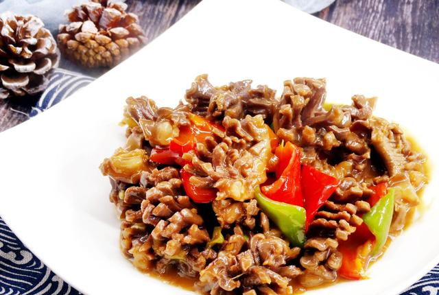 爆炒鸭胗时下锅前要多做1步鸭胗不腥膻不油腻脆嫩柔韧鲜香