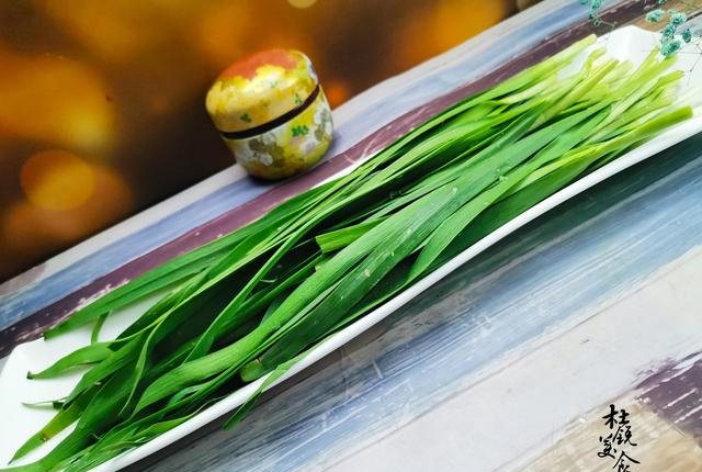 买韭菜,选细叶的还是宽叶的?2种差别大,买错难吃还浪费钱休闲区蓝鸢梦想 - Www.slyday.coM 买韭菜,选细叶的还是宽叶的?2种差别大,买错难吃还浪费钱休闲区蓝鸢梦想 - Www.slyday.coM