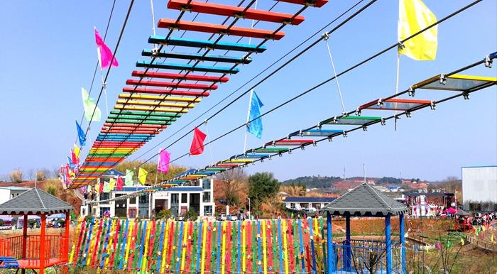 目前,梅花村"梅花乐园"景区内成为了衡阳县西渡镇以北,离衡阳市区仅20