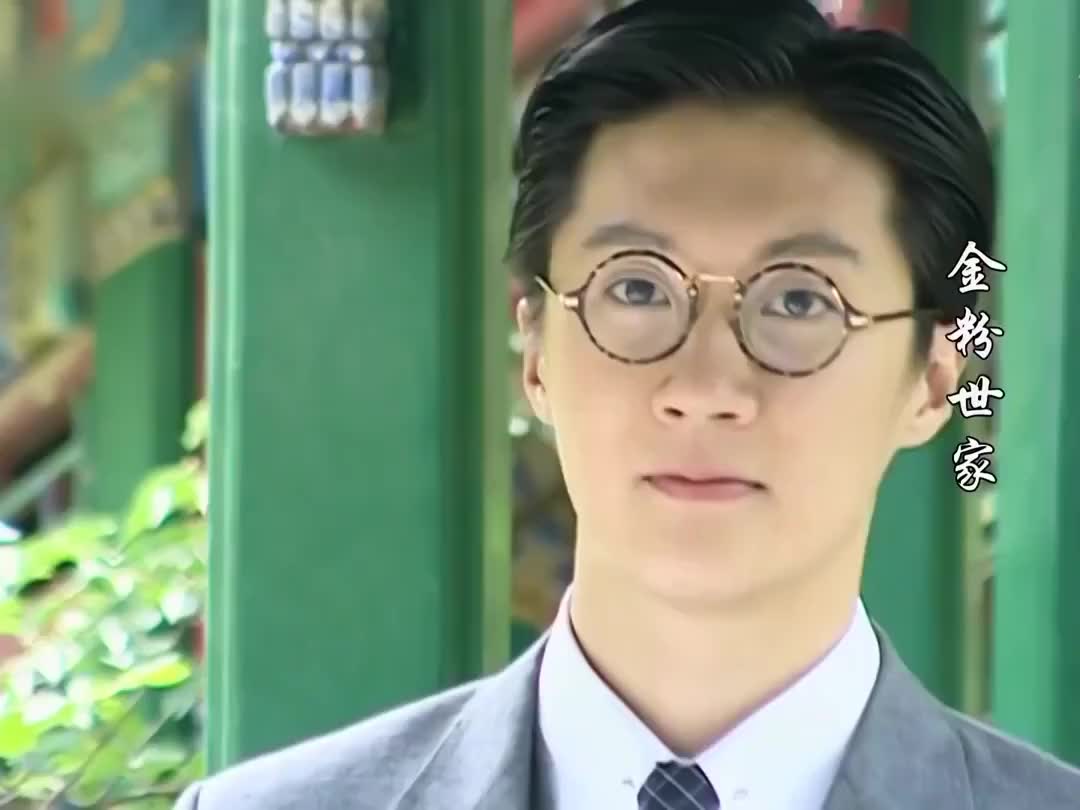 金粉世家:柳春江初见小怜,俩人这段一眼万年,可惜俩人是个悲剧