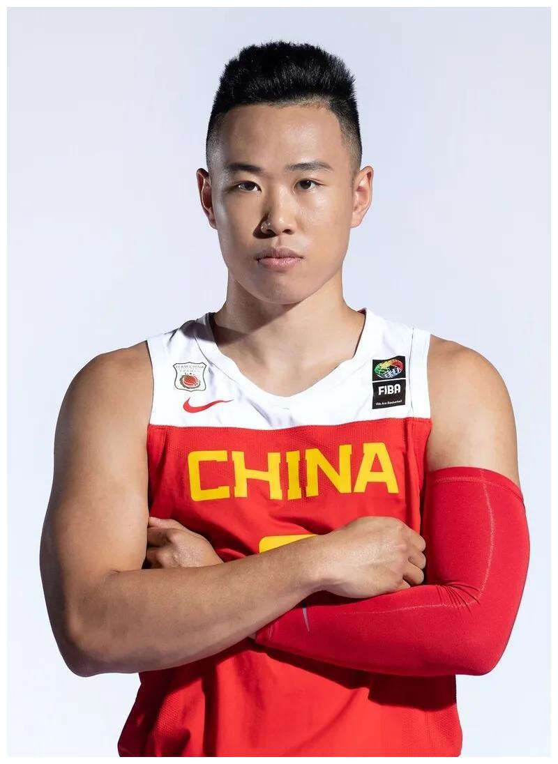 晚上9点中国男篮决战韩国,首发五虎出炉,没有周琦此人或成奇兵休闲区蓝鸢梦想 - Www.slyday.coM 晚上9点中国男篮决战韩国,首发五虎出炉,没有周琦此人或成奇兵休闲区蓝鸢梦想 - Www.slyday.coM