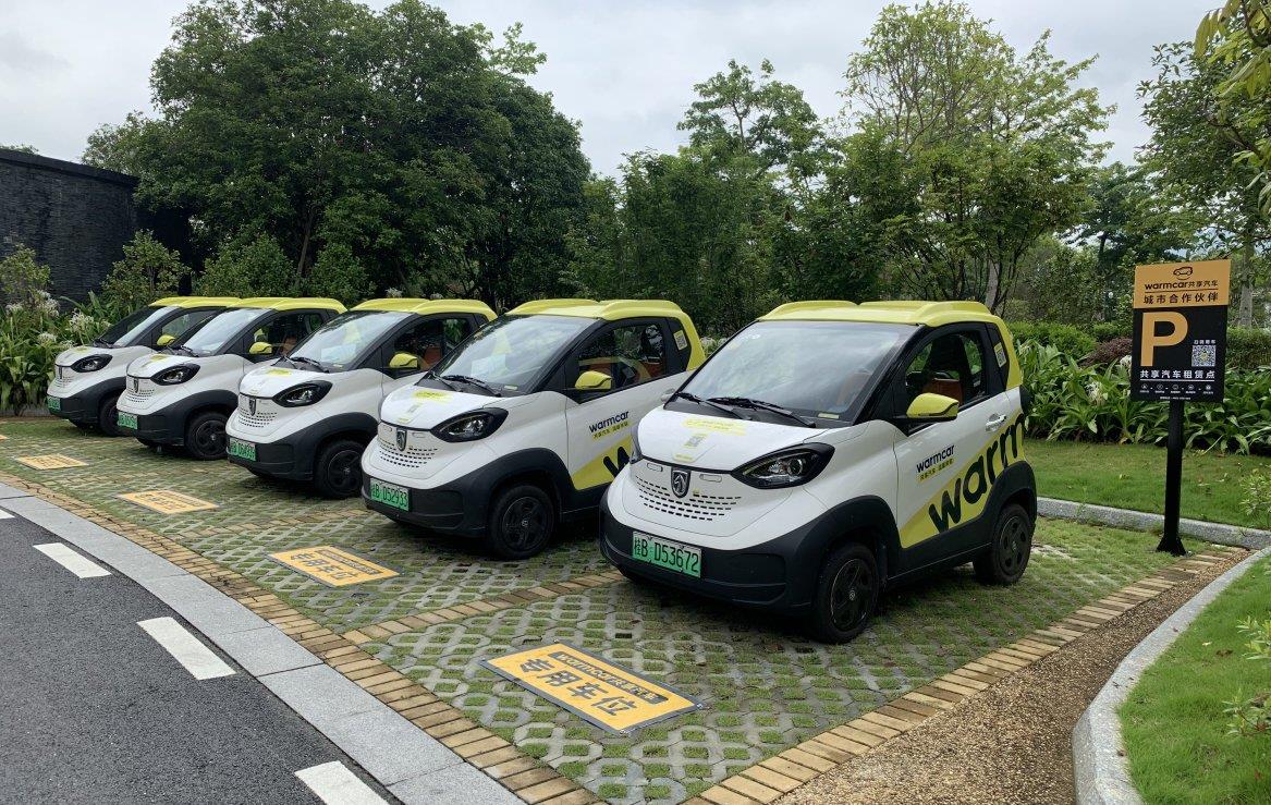 纯电代步小车五菱宏光miniev