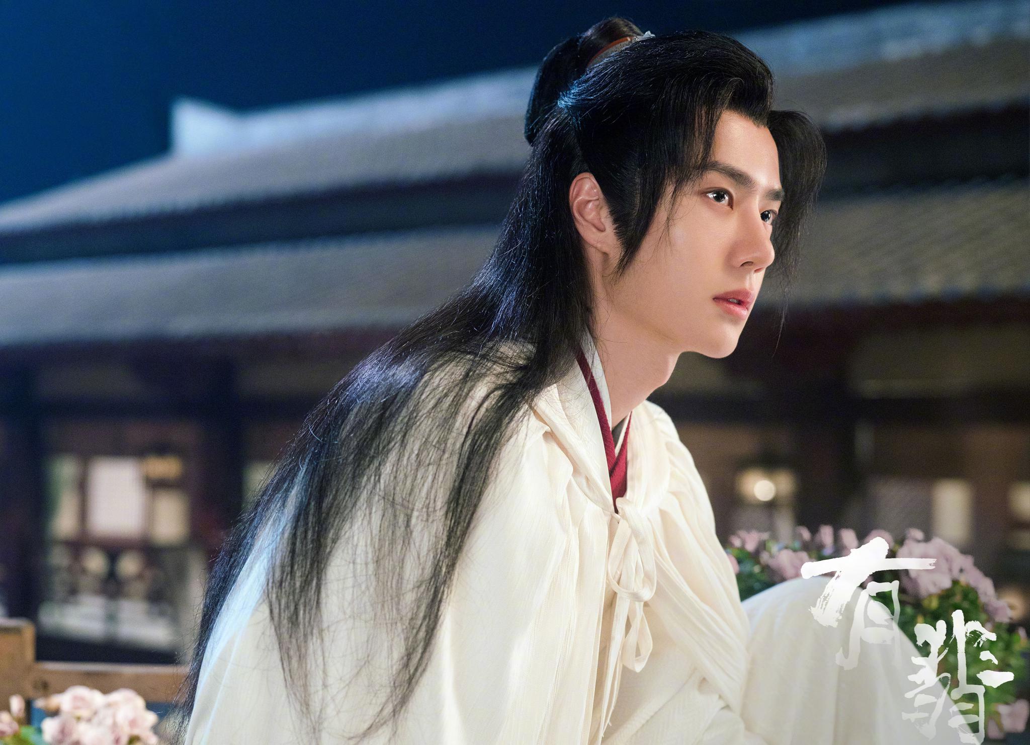 王一博在古装电视剧《有翡》的新剧照曝光_高清图集_新浪网