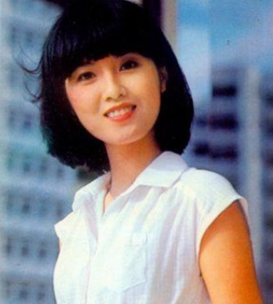 娱乐圈挂名出家人,费贞绫