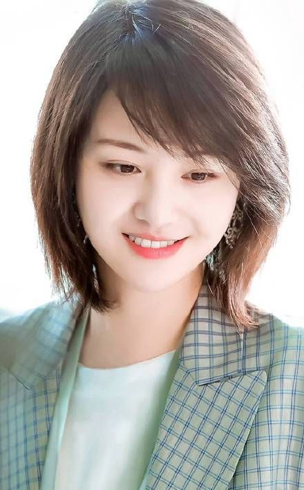 漂亮妹妹已经上线,短发的郑爽少女感十足,简直不要太美!