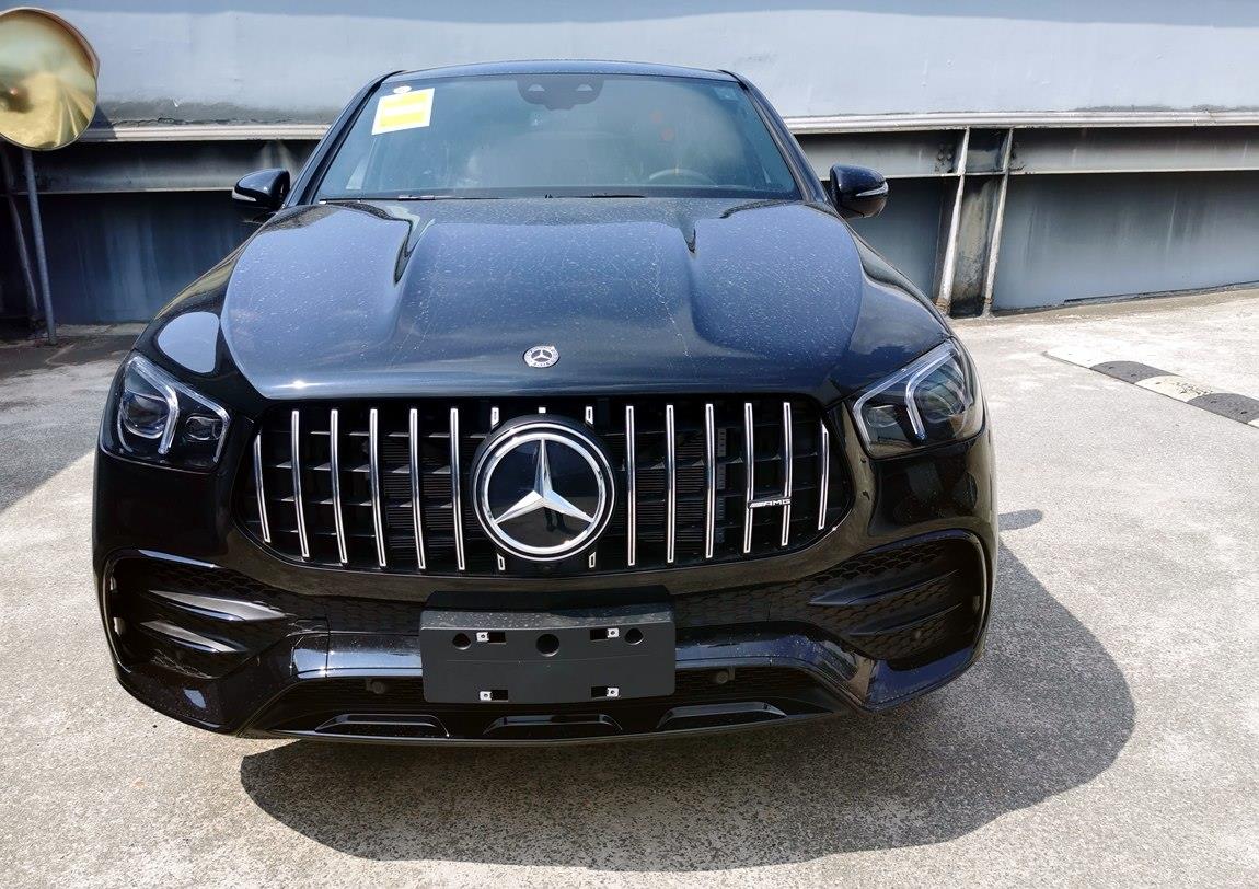 最新款奔驰gle53amgcoupe黑外黑内